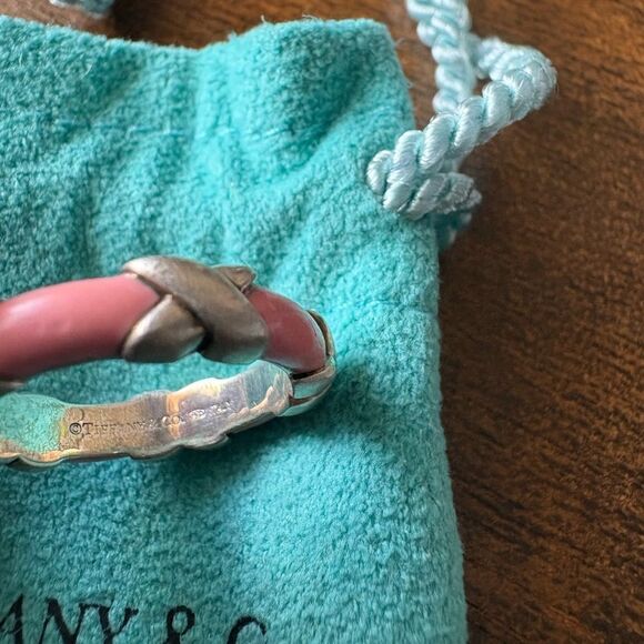 Tiffany & Co. Pink Enamel Kiss Ring - Picture 6 of 6